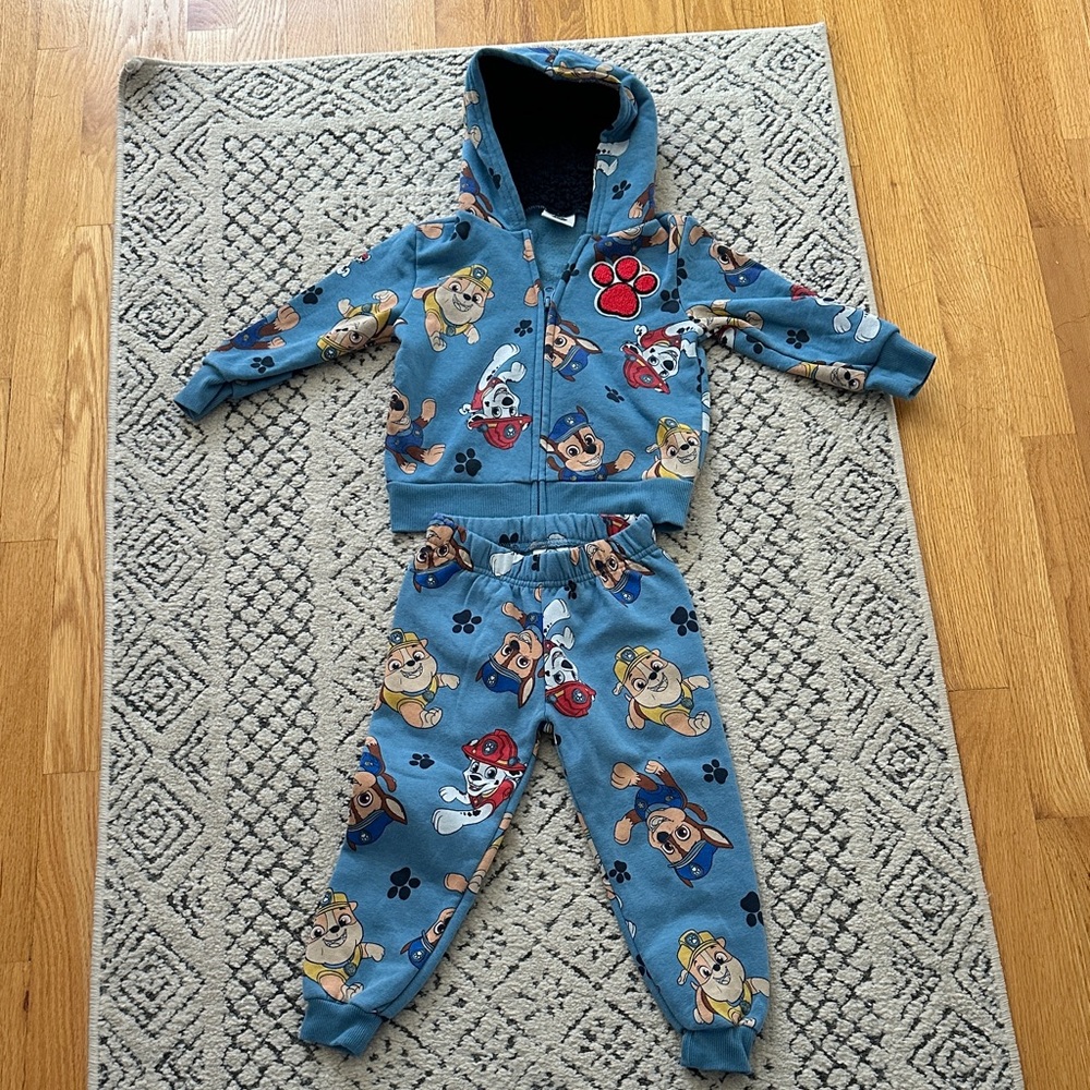 Nickelodeon Paw Patrol Sweatsuit Set Size 3T